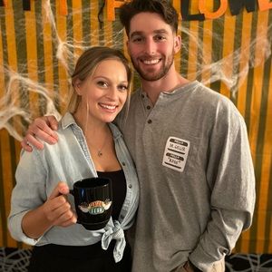 Meet your Posher, Cameron